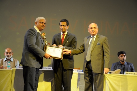 Mr. SANJEEV KUMAR AGARWAL